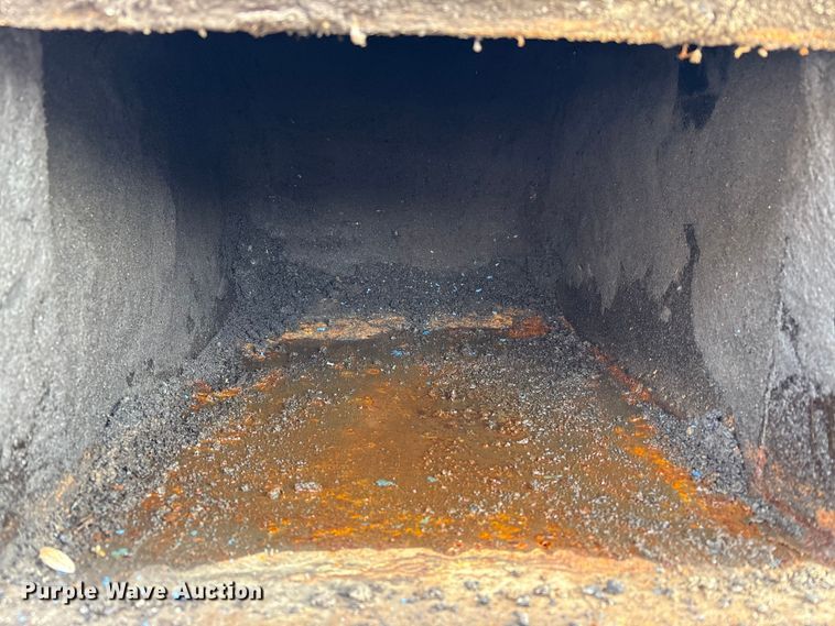 image for item FK1172 2006 GMC C7500 Crew Cab infrared asphalt heater truck