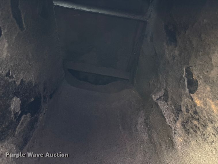 image for item FK1172 2006 GMC C7500 Crew Cab infrared asphalt heater truck