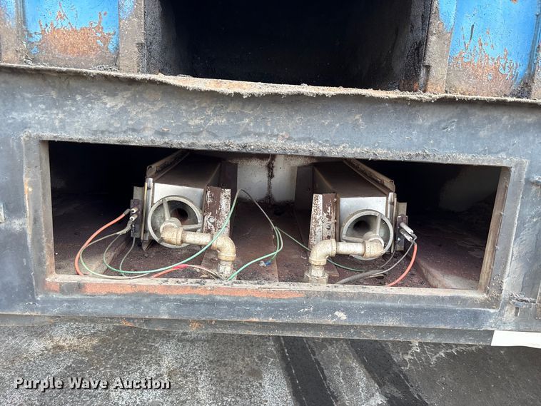 image for item FK1172 2006 GMC C7500 Crew Cab infrared asphalt heater truck