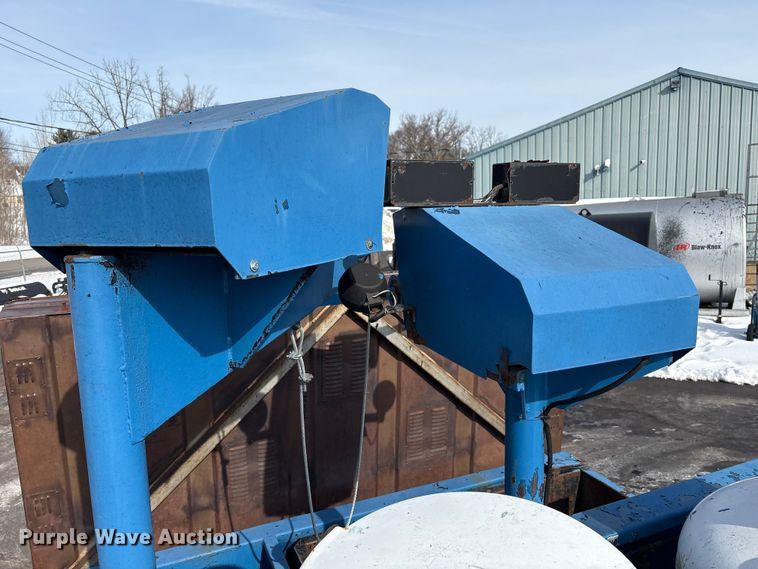 image for item FK1172 2006 GMC C7500 Crew Cab infrared asphalt heater truck