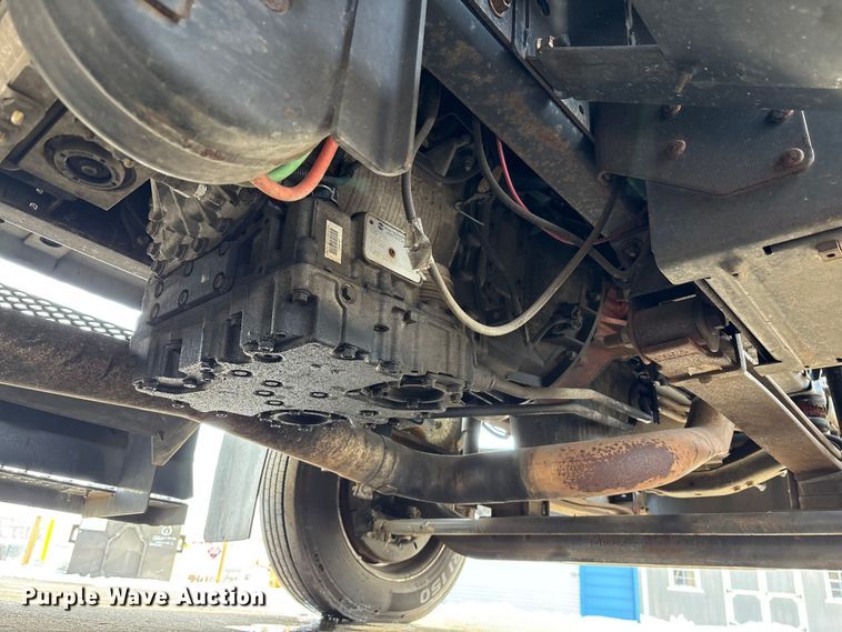 image for item FK1172 2006 GMC C7500 Crew Cab infrared asphalt heater truck