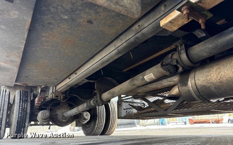 image for item FK1172 2006 GMC C7500 Crew Cab infrared asphalt heater truck