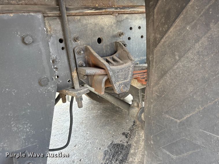 image for item FK1172 2006 GMC C7500 Crew Cab infrared asphalt heater truck