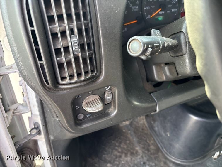 image for item FK1172 2006 GMC C7500 Crew Cab infrared asphalt heater truck