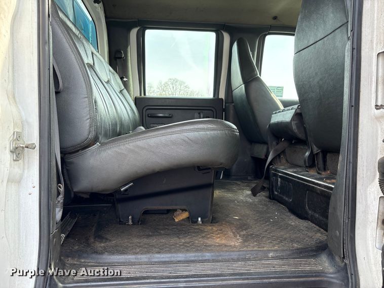 image for item FK1172 2006 GMC C7500 Crew Cab infrared asphalt heater truck