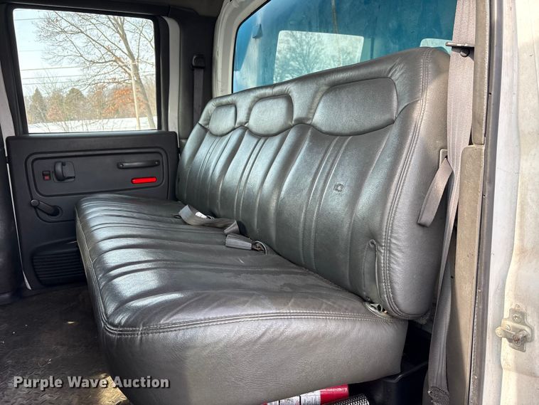 image for item FK1172 2006 GMC C7500 Crew Cab infrared asphalt heater truck