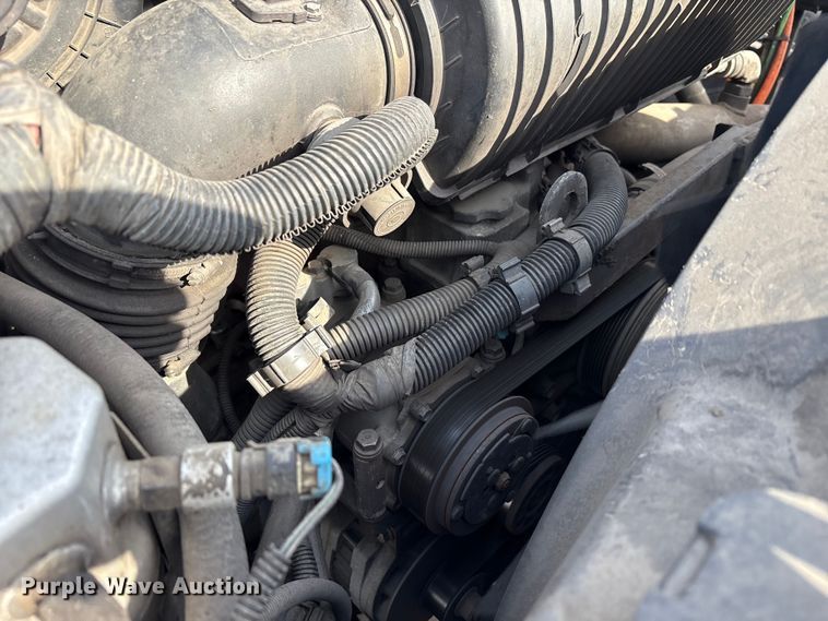 image for item FK1172 2006 GMC C7500 Crew Cab infrared asphalt heater truck