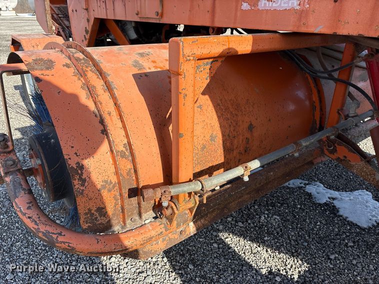 image for item FK1174 Broce broom