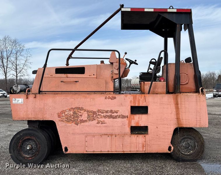 image for item FK1175 1998 Hamm GRW5 pneumatic roller