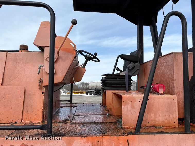 image for item FK1175 1998 Hamm GRW5 pneumatic roller