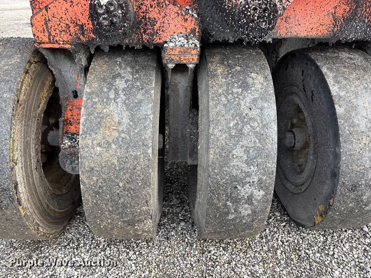 image for item FK1175 1998 Hamm GRW5 pneumatic roller