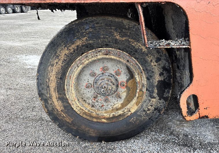 image for item FK1175 1998 Hamm GRW5 pneumatic roller