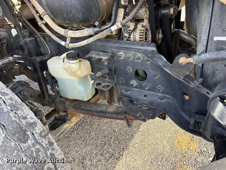 image for item FK1176 2014 Freightliner 114SD truck cab and chassis