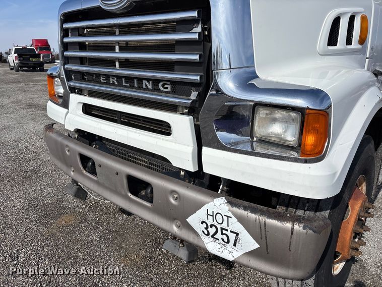 image for item FK1177 2008 Sterling oil distributor truck