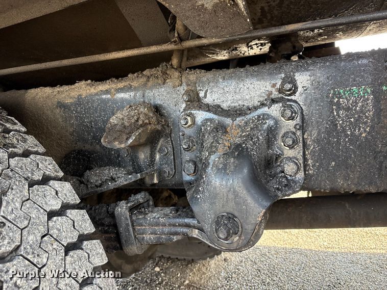 image for item FK1177 2008 Sterling oil distributor truck