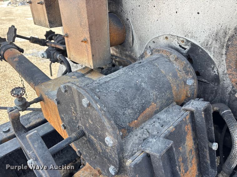 image for item FK1177 2008 Sterling oil distributor truck