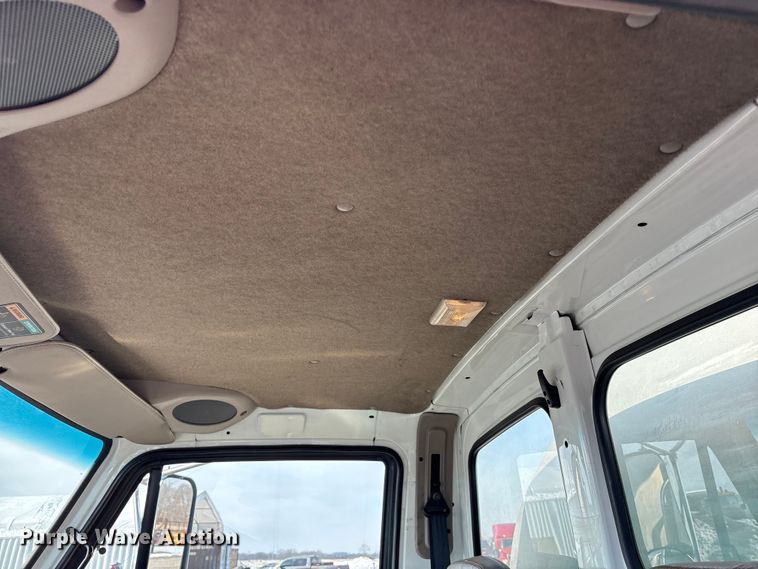 image for item FK1177 2008 Sterling oil distributor truck