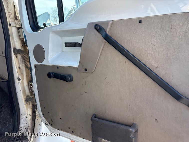 image for item FK1177 2008 Sterling oil distributor truck