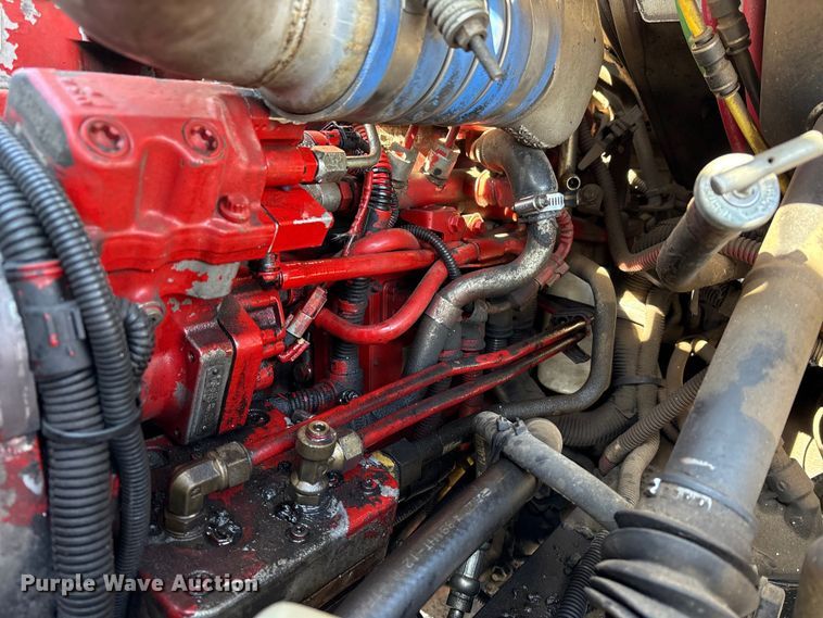 image for item FK1177 2008 Sterling oil distributor truck