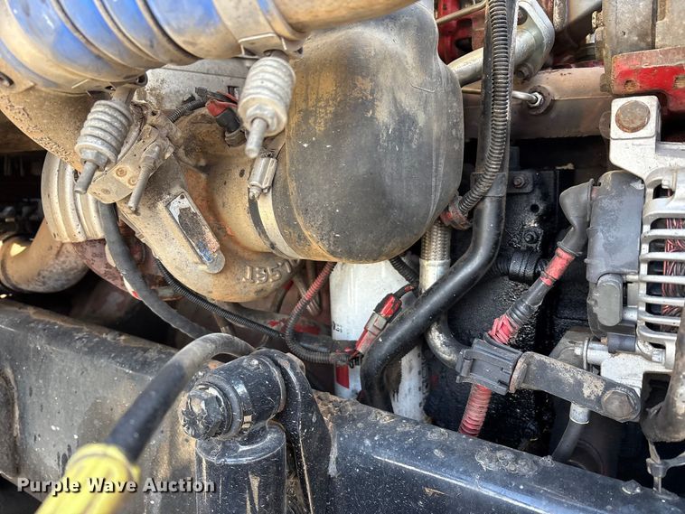 image for item FK1177 2008 Sterling oil distributor truck