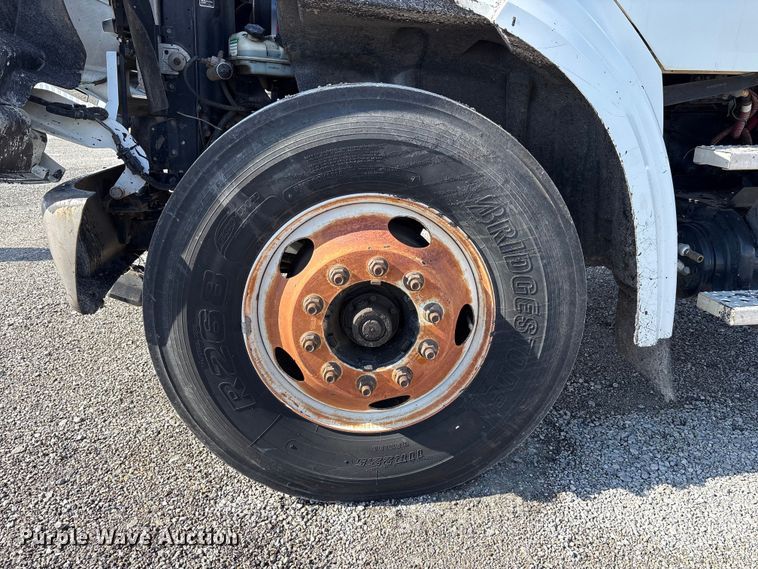 image for item FK1177 2008 Sterling oil distributor truck