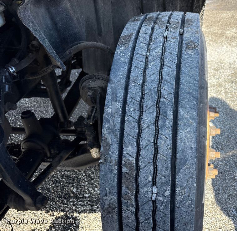 image for item FK1177 2008 Sterling oil distributor truck