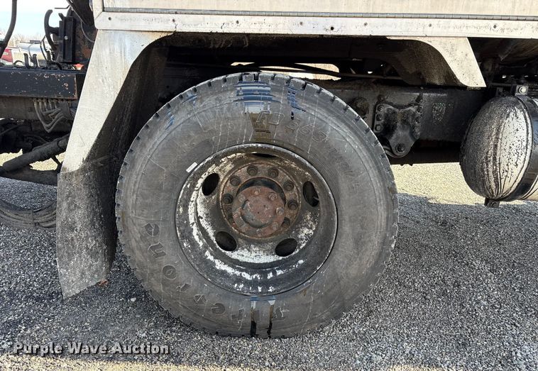 image for item FK1177 2008 Sterling oil distributor truck