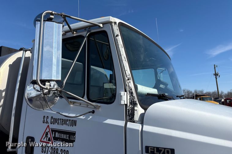 image for item FK1178 2000 Freightliner FL70 oil distributor truck