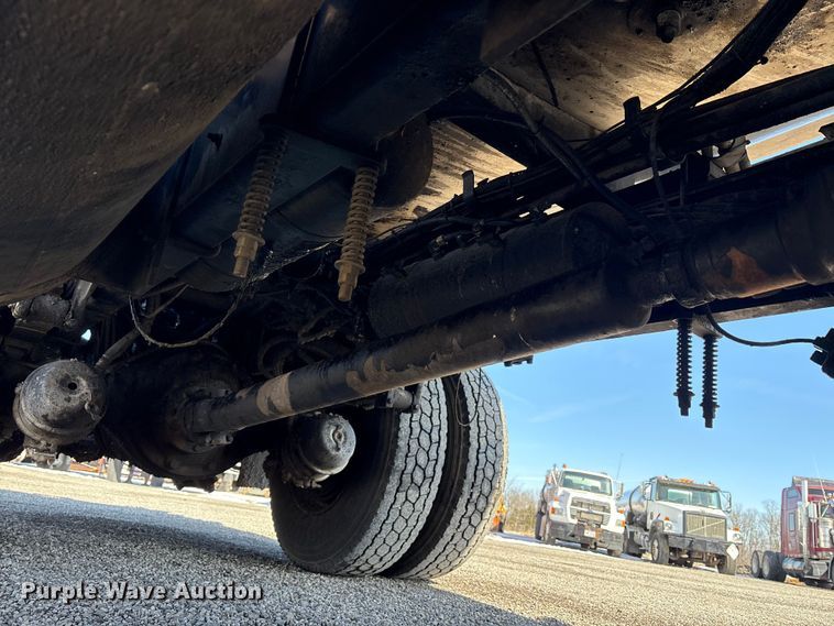 image for item FK1178 2000 Freightliner FL70 oil distributor truck