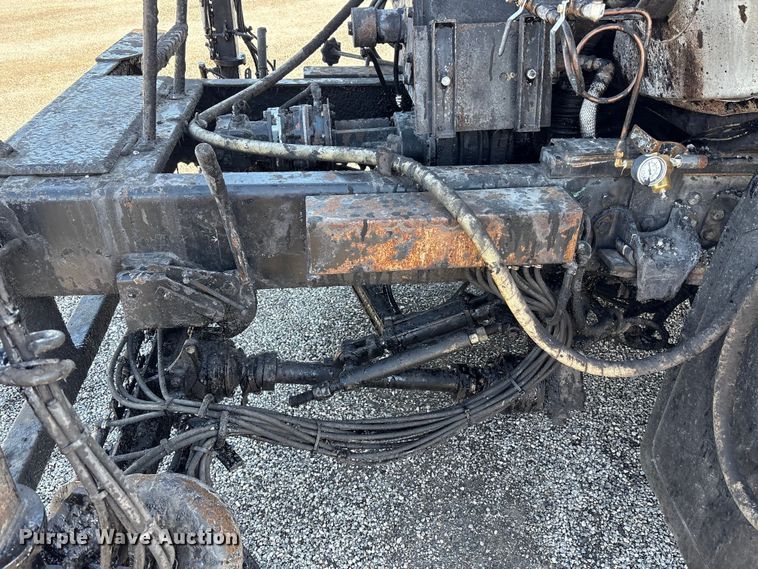 image for item FK1178 2000 Freightliner FL70 oil distributor truck