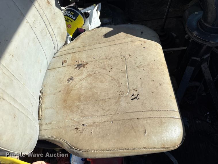 image for item FK1178 2000 Freightliner FL70 oil distributor truck