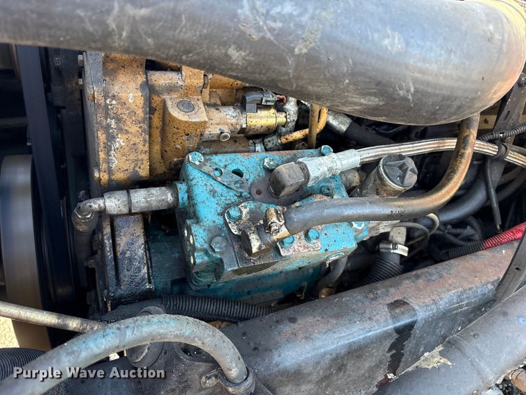 image for item FK1178 2000 Freightliner FL70 oil distributor truck