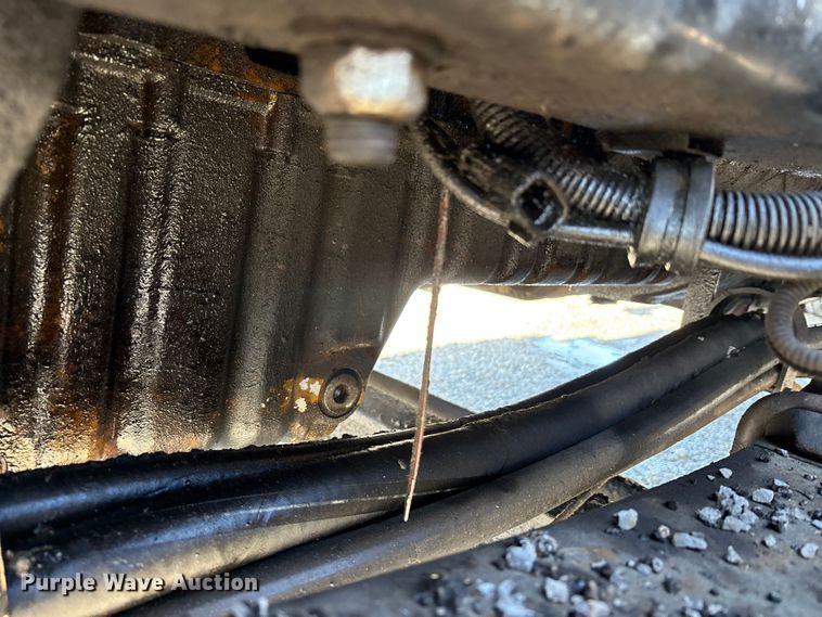 image for item FK1178 2000 Freightliner FL70 oil distributor truck