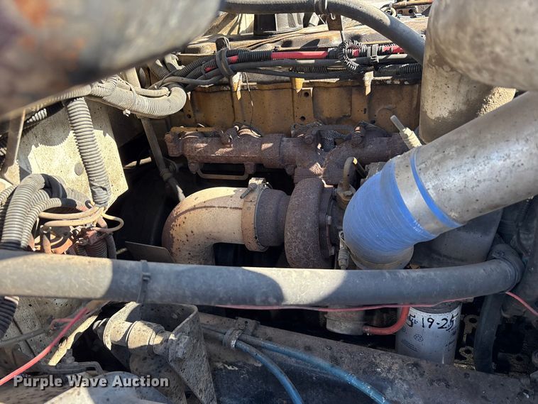 image for item FK1178 2000 Freightliner FL70 oil distributor truck