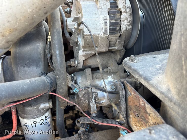 image for item FK1178 2000 Freightliner FL70 oil distributor truck