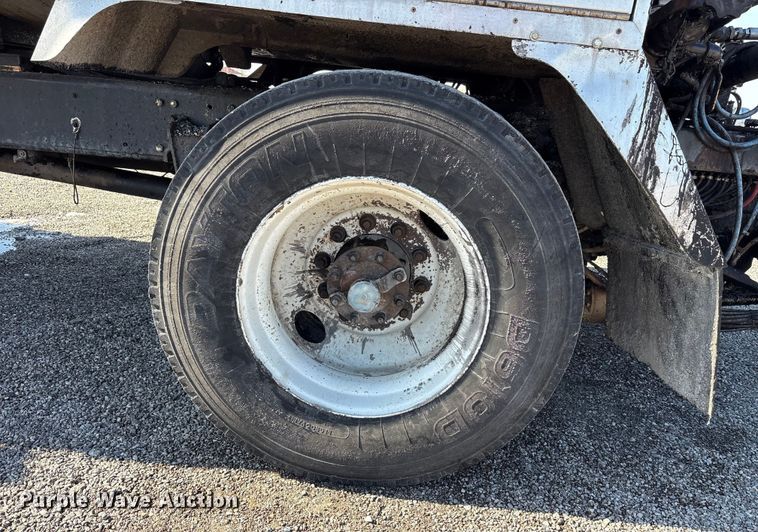 image for item FK1178 2000 Freightliner FL70 oil distributor truck