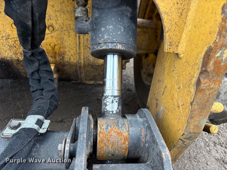 image for item FK1180 2018 Caterpillar 262D skid steer loader