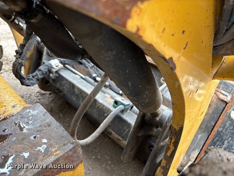 image for item FK1180 2018 Caterpillar 262D skid steer loader