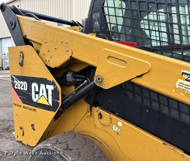 image for item FK1180 2018 Caterpillar 262D skid steer loader