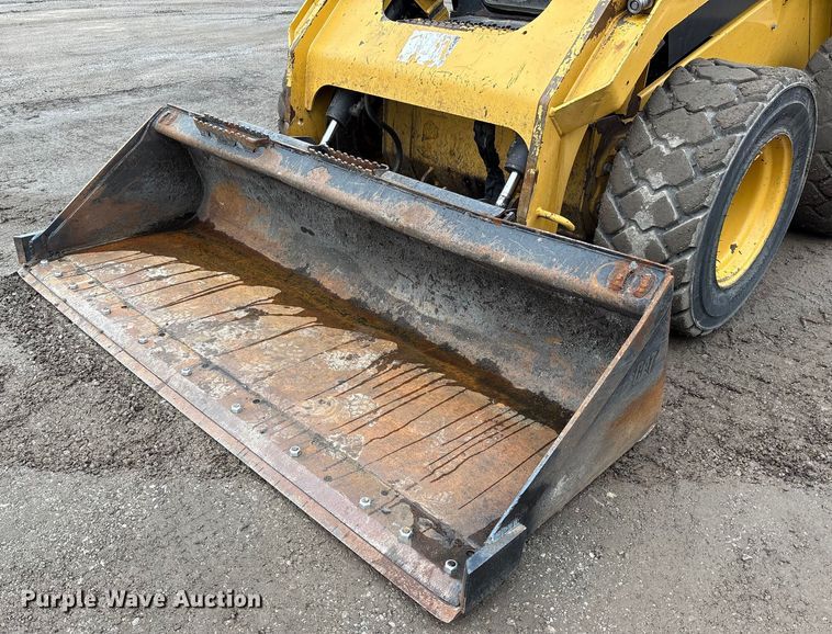 image for item FK1180 2018 Caterpillar 262D skid steer loader