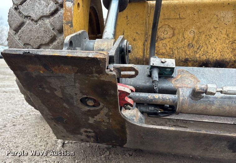 image for item FK1180 2018 Caterpillar 262D skid steer loader