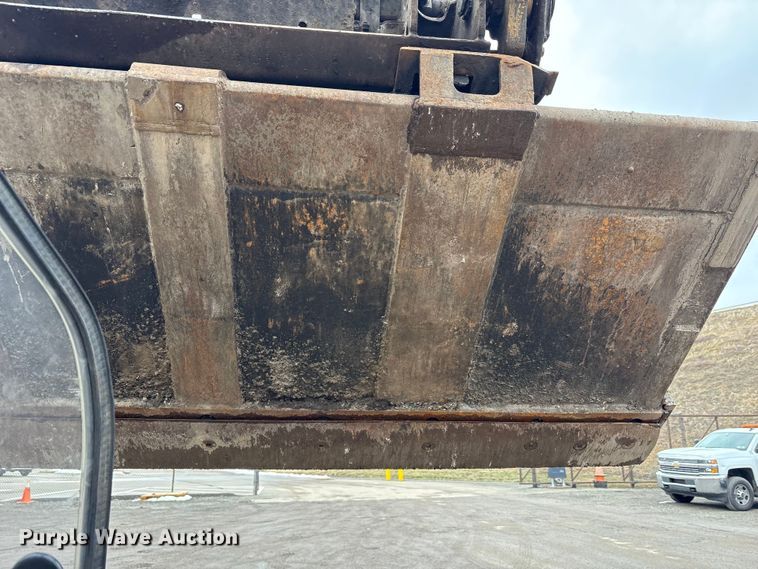 image for item FK1180 2018 Caterpillar 262D skid steer loader