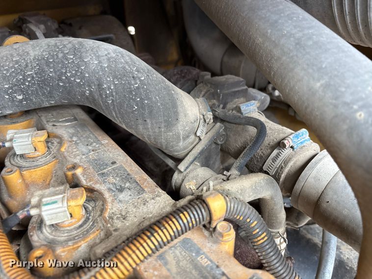 image for item FK1180 2018 Caterpillar 262D skid steer loader