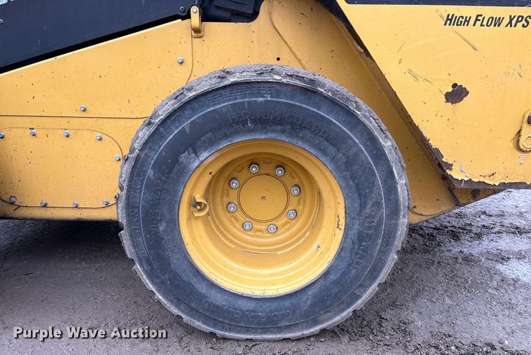 image for item FK1180 2018 Caterpillar 262D skid steer loader