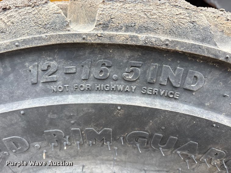 image for item FK1180 2018 Caterpillar 262D skid steer loader