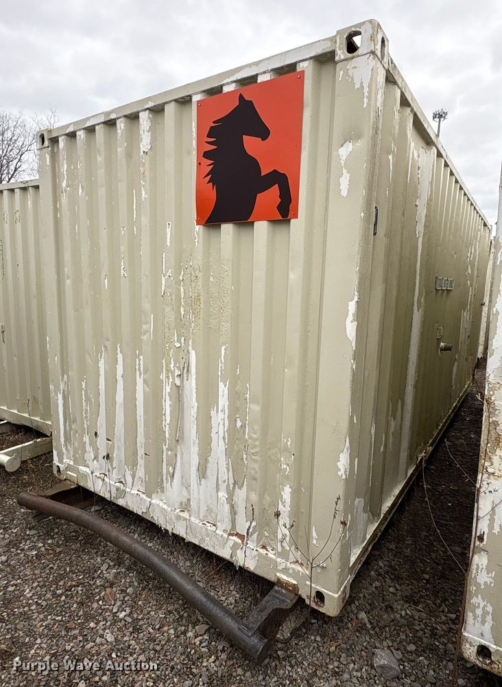 image for item FK1183 Water tank container