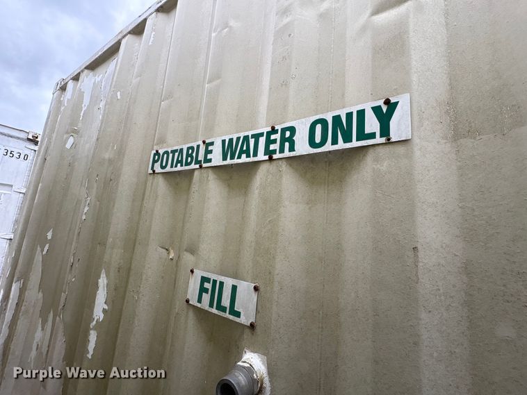 image for item FK1183 Water tank container