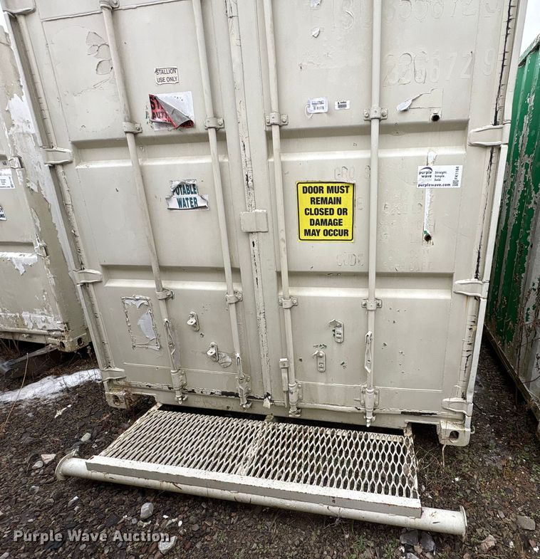 image for item FK1184 Water tank container