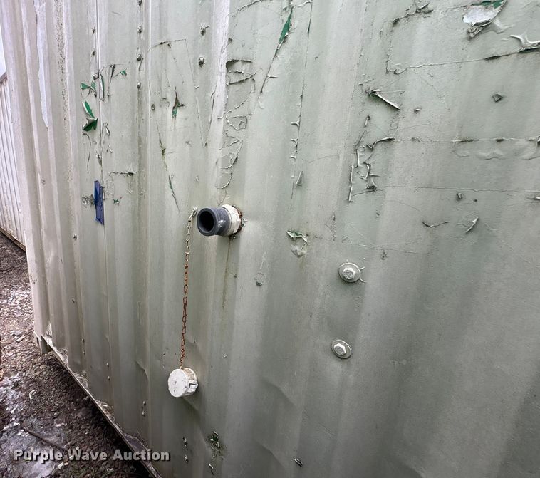 image for item FK1184 Water tank container