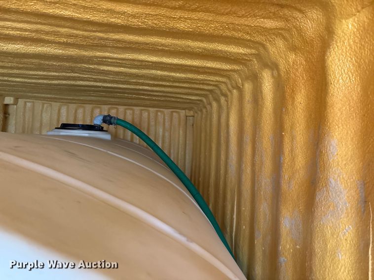 image for item FK1184 Water tank container